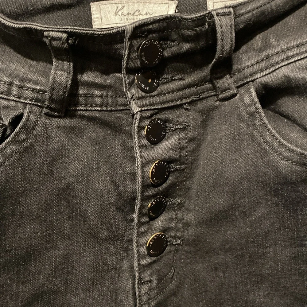 Kancan Womens Estilo Jeans Black Button Fly Kurvy Ultra High Rise Skinny